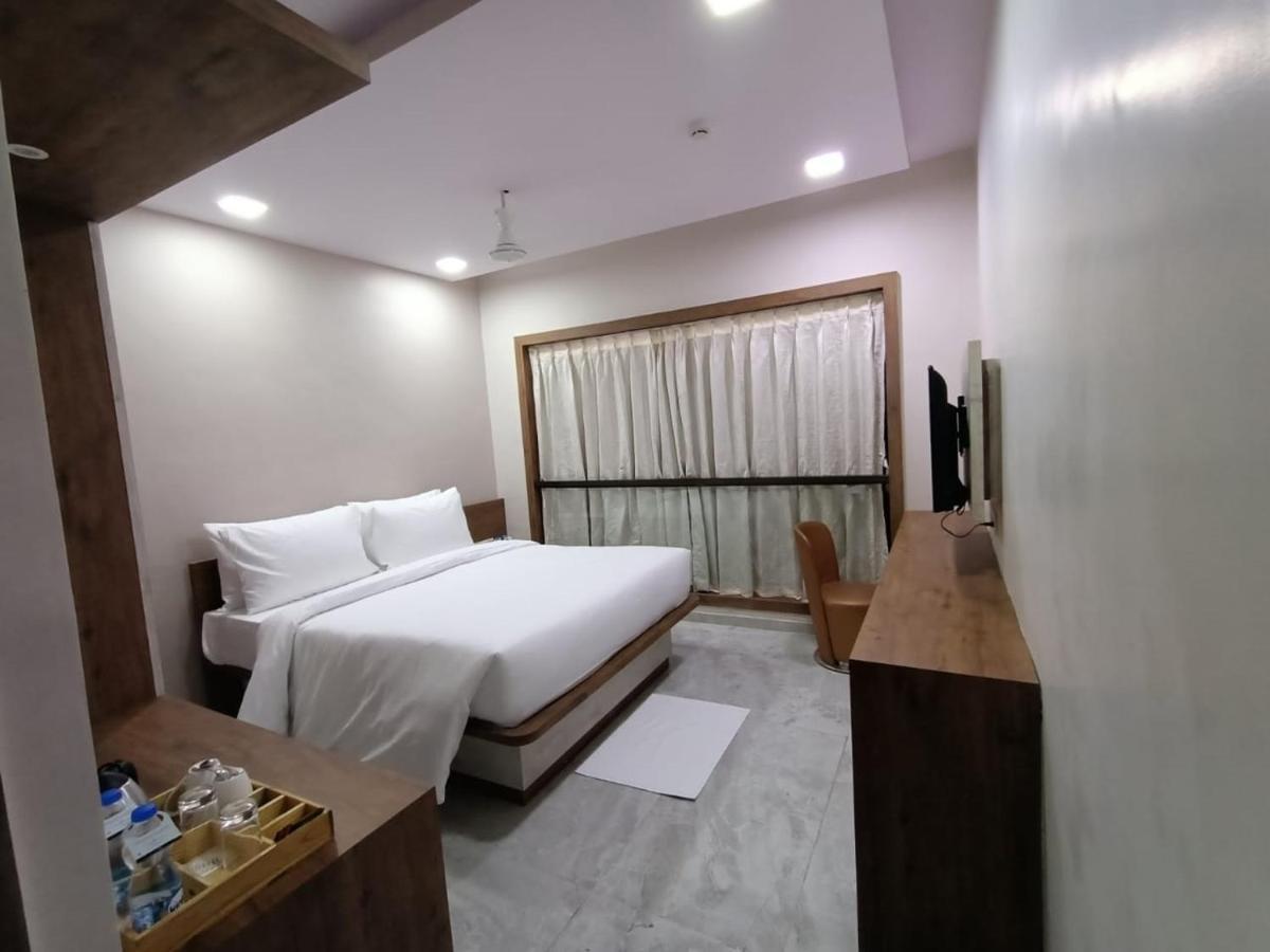 Nest Beacon Resort Daman Ngoại thất bức ảnh