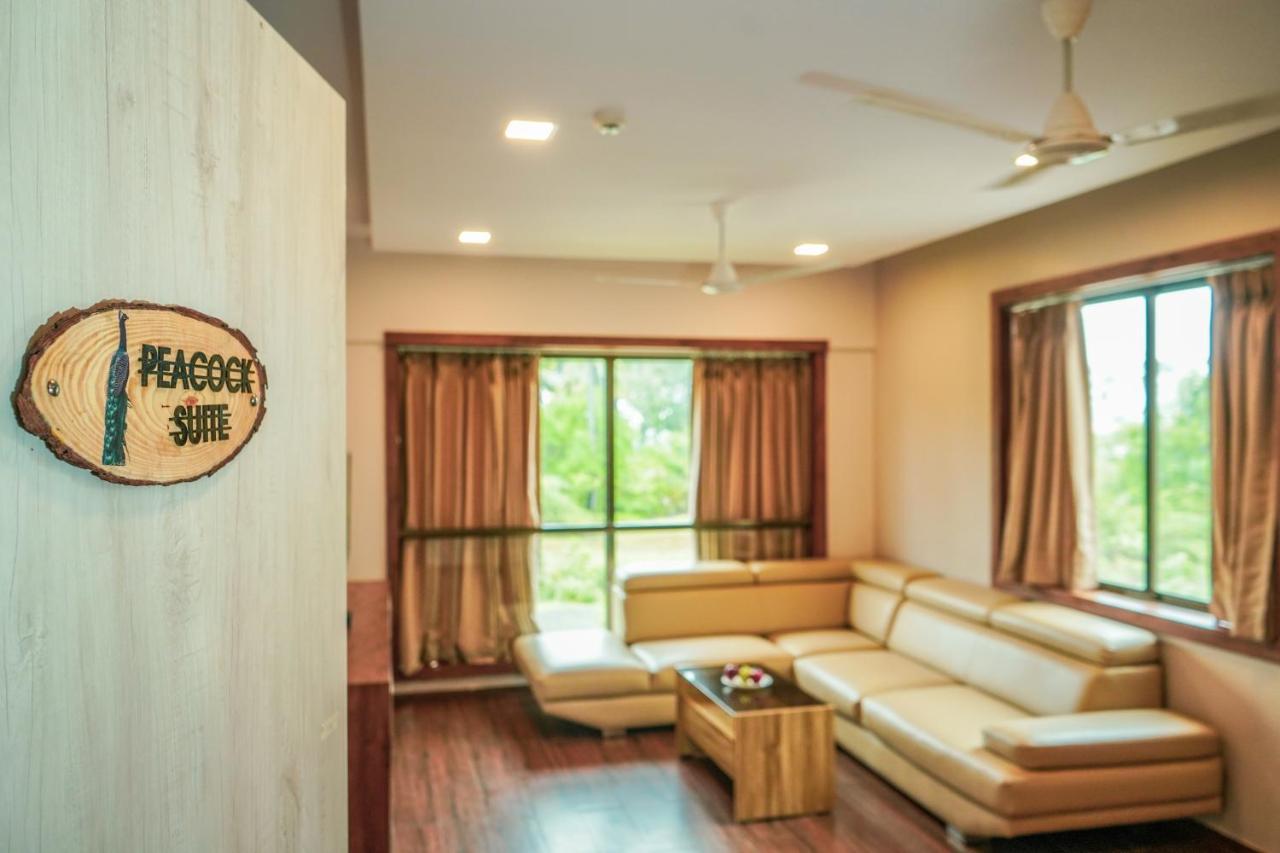 Nest Beacon Resort Daman Ngoại thất bức ảnh