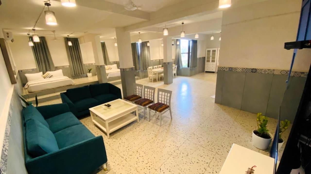 Nest Beacon Resort Daman Ngoại thất bức ảnh
