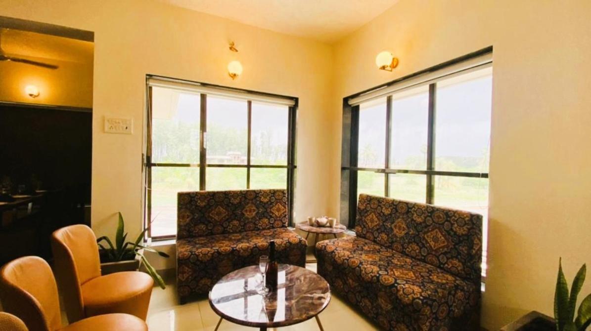 Nest Beacon Resort Daman Ngoại thất bức ảnh